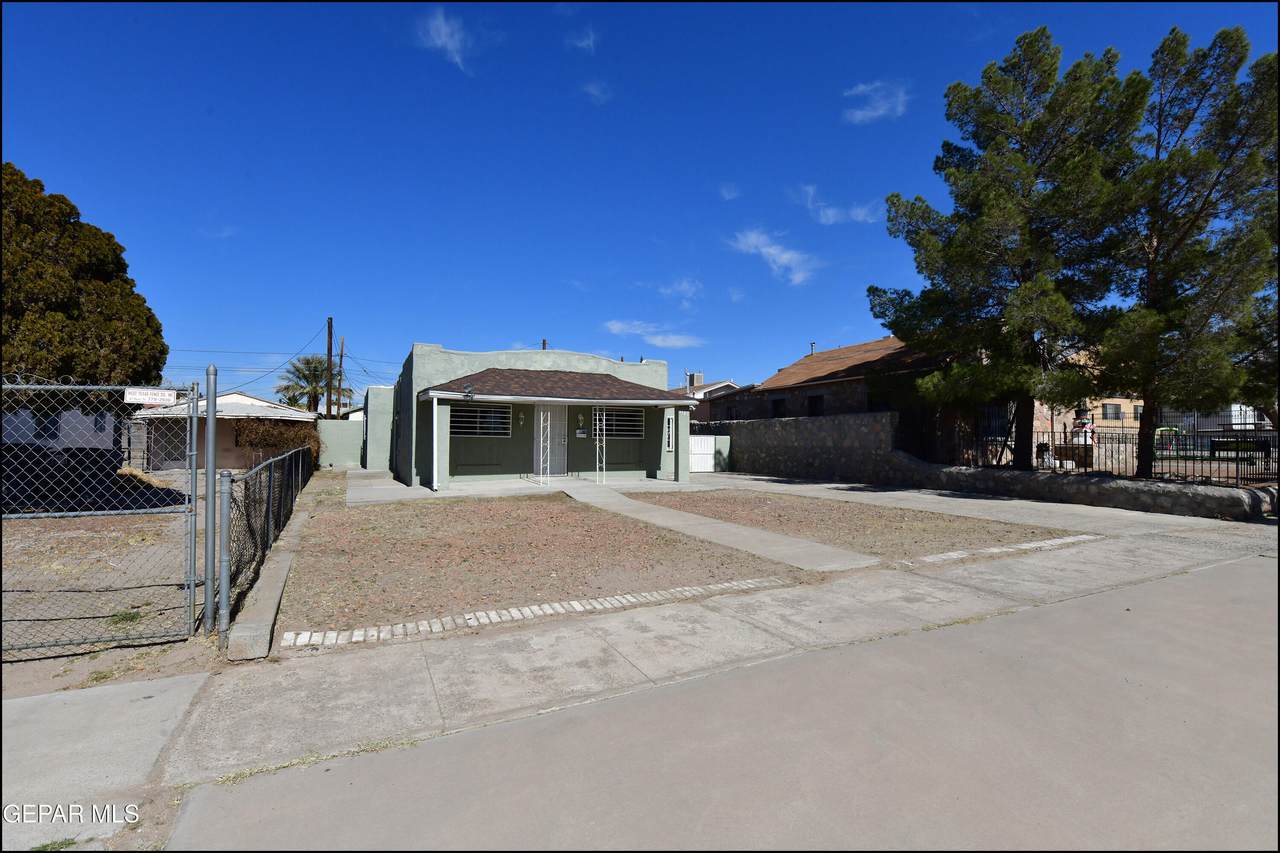 4425 La Luz Avenue - Photo 1