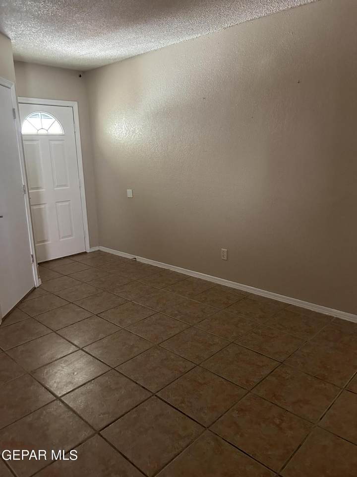 https://bt-photos.global.ssl.fastly.net/elpaso/1280_boomver_1_944270-2.jpg