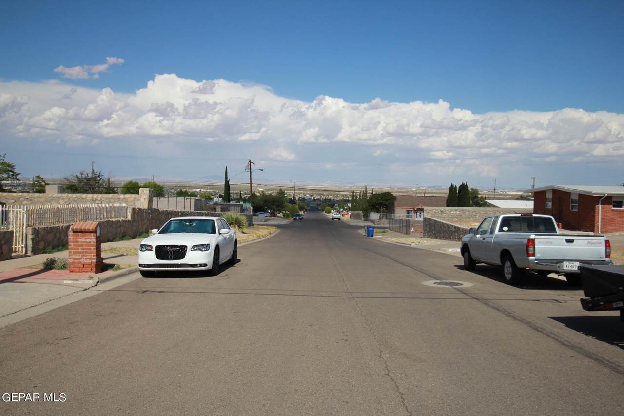 https://bt-photos.global.ssl.fastly.net/elpaso/1280_boomver_1_945118-2.jpg