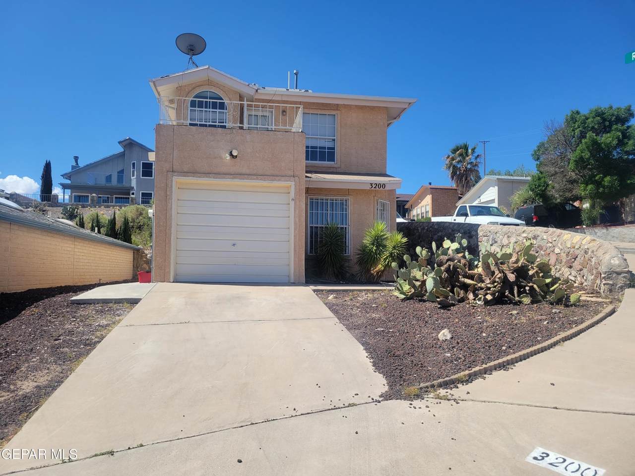 3200 Mountain Ridge Drive - Photo 1