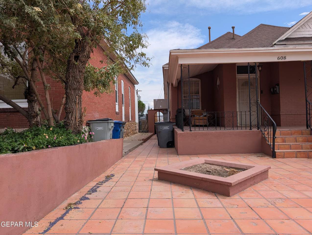 608 Stewart Court - Photo 1