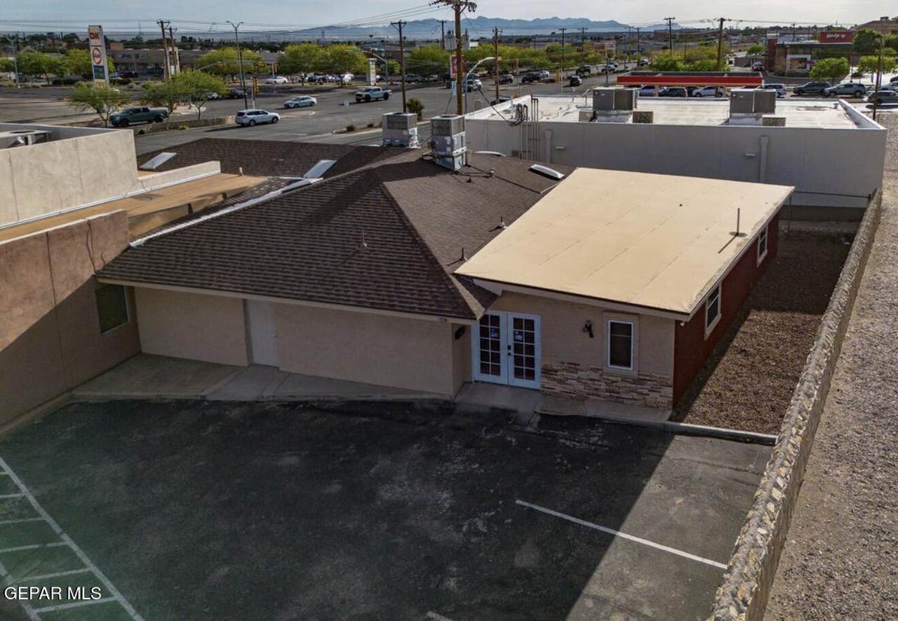 11615 Pellicano Drive - Photo 1