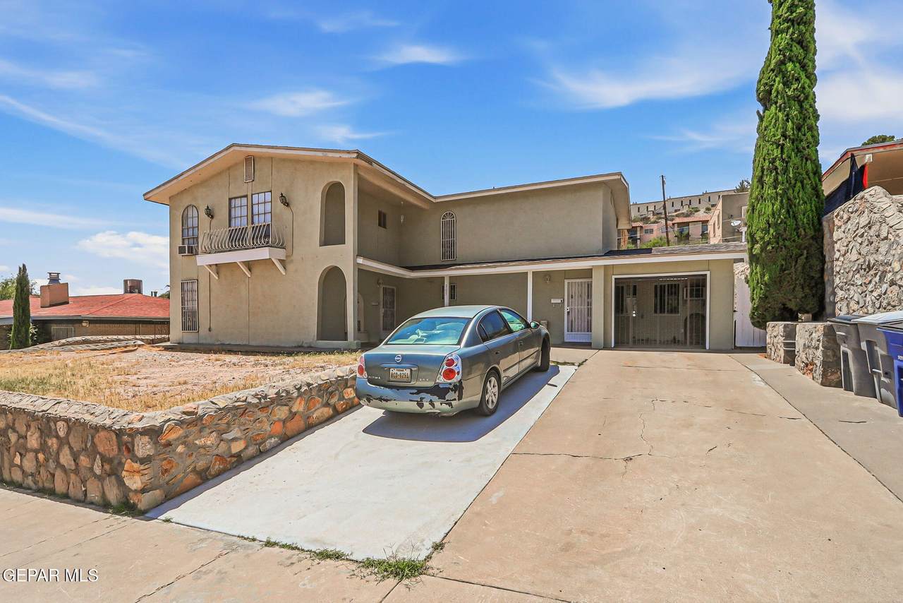 205 Zenith Drive - Photo 1