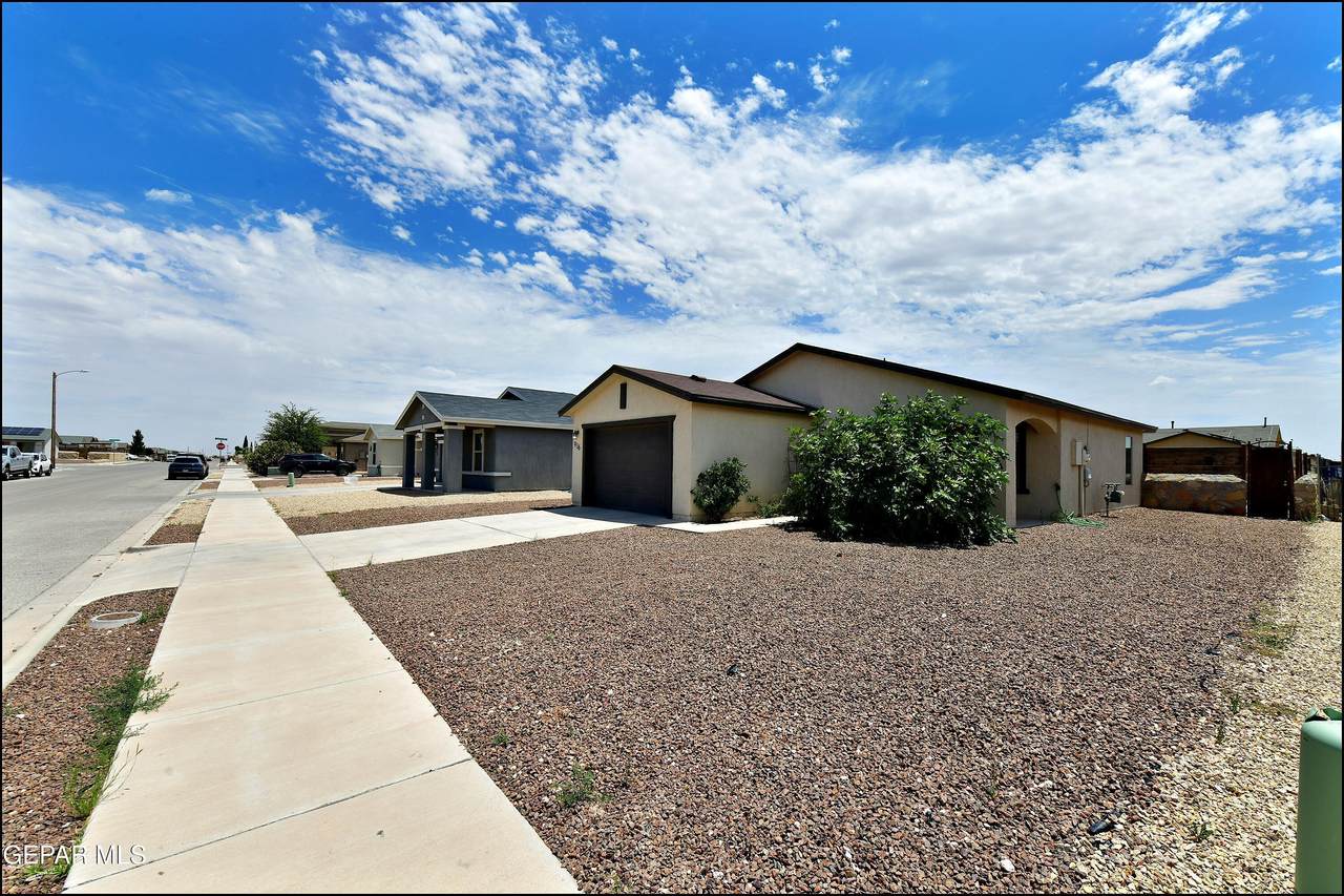 916 Villa Seca Drive - Photo 1