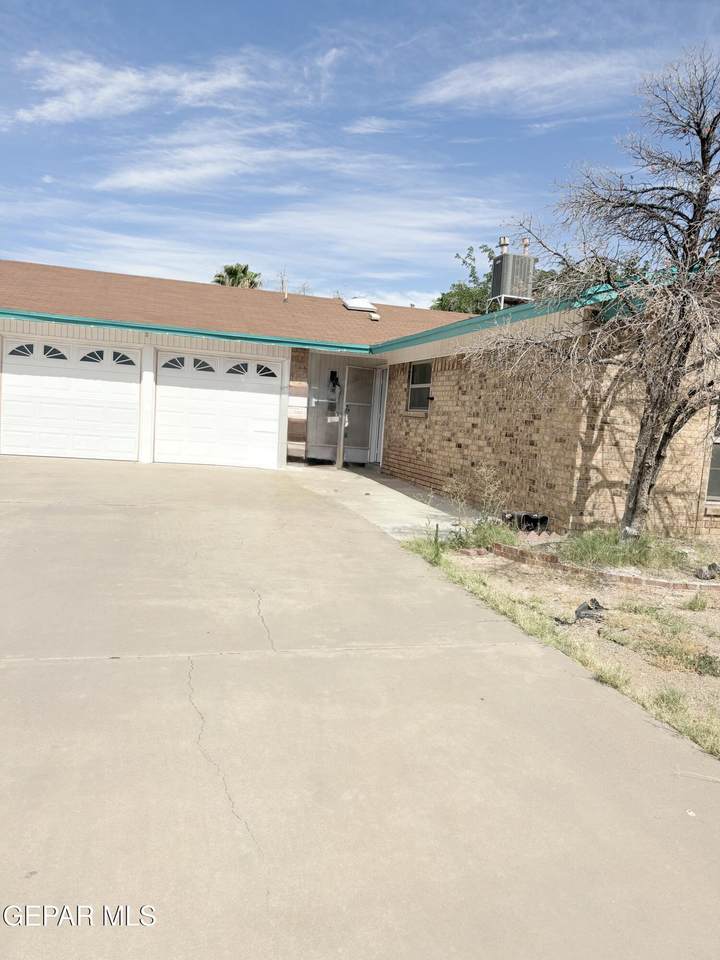 3444 Tascosa Street - Photo 1