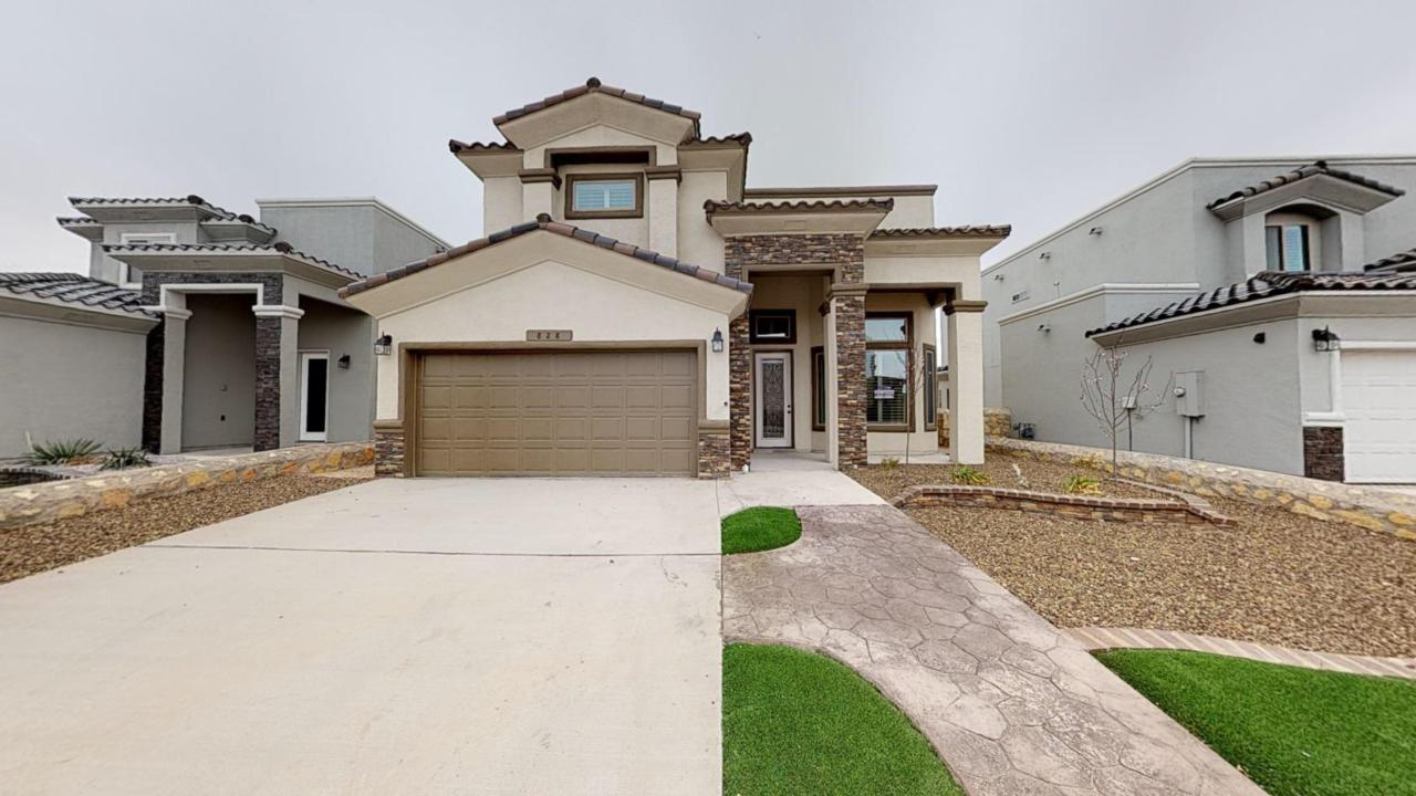 828 Lemington Road - Photo 1