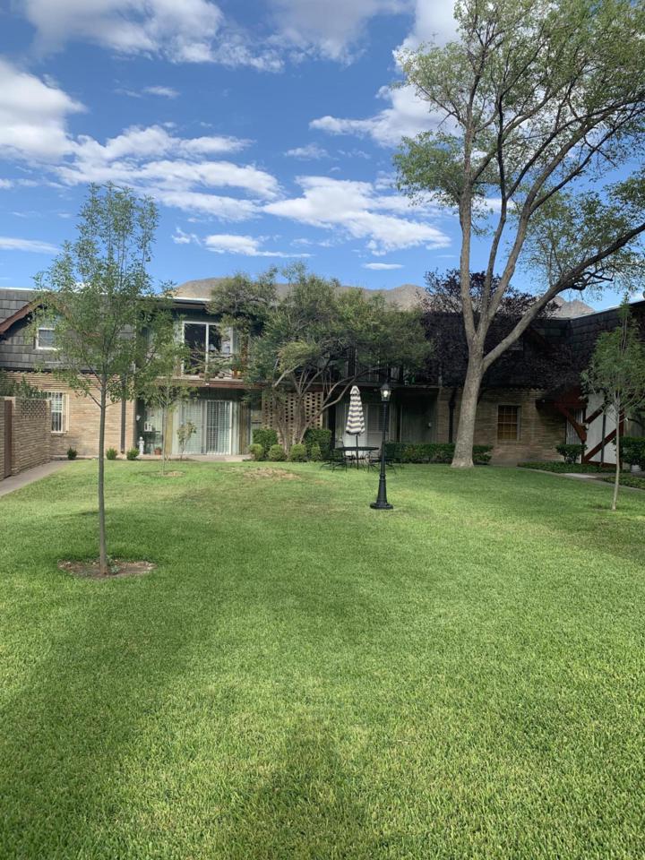350 Thunderbird Drive - Photo 1