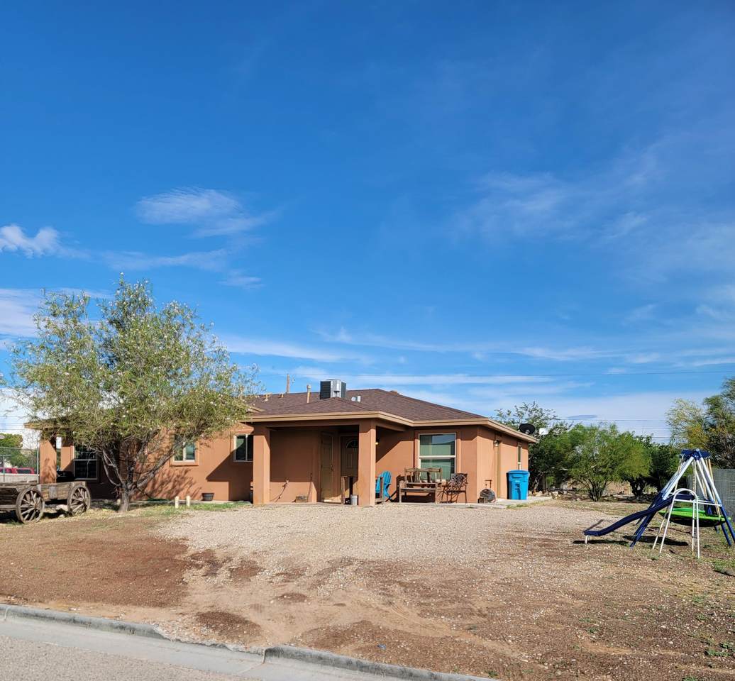 1656 Fitzroy Drive - Photo 1