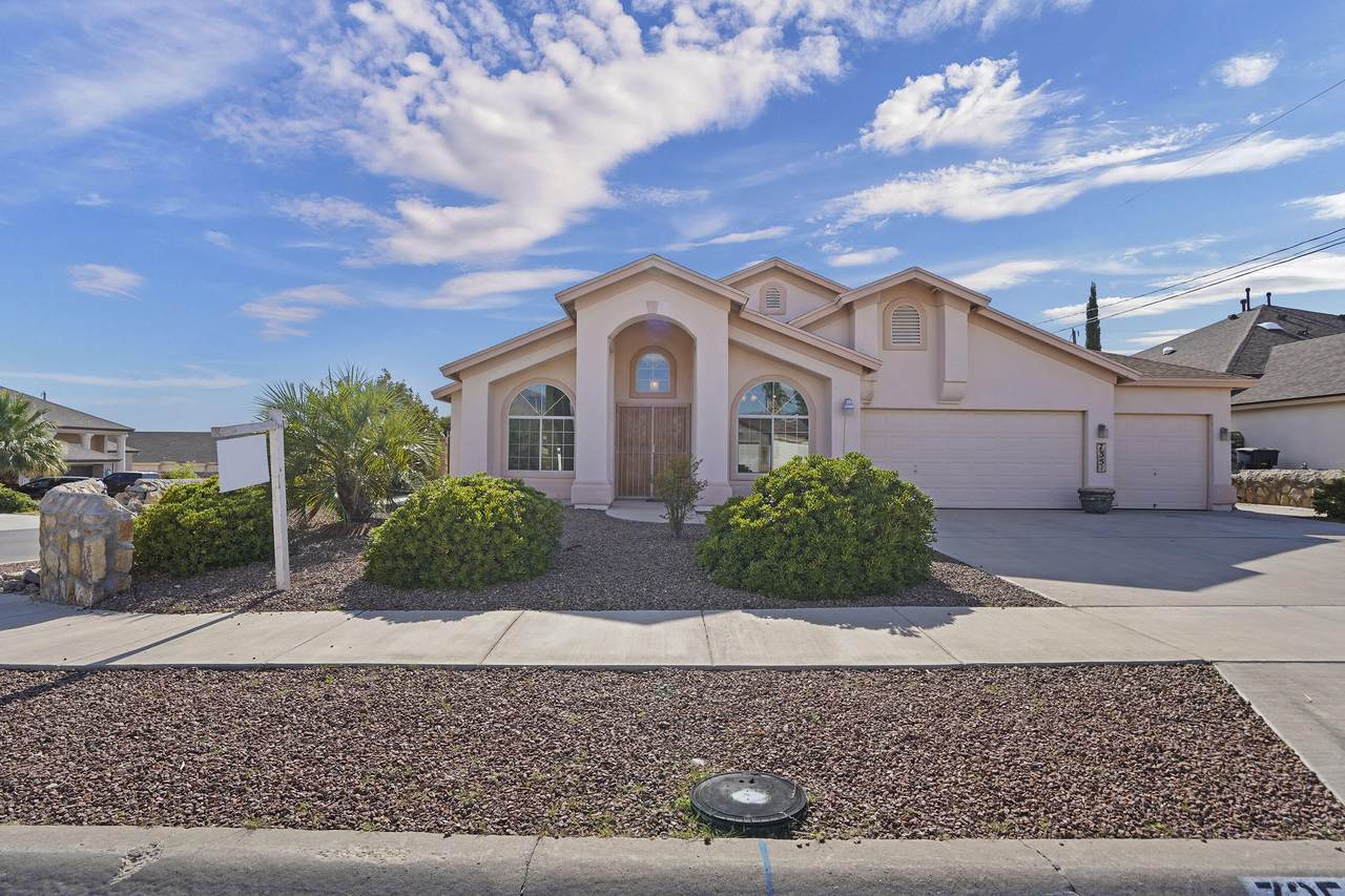 7351 Seventh Street - Photo 1