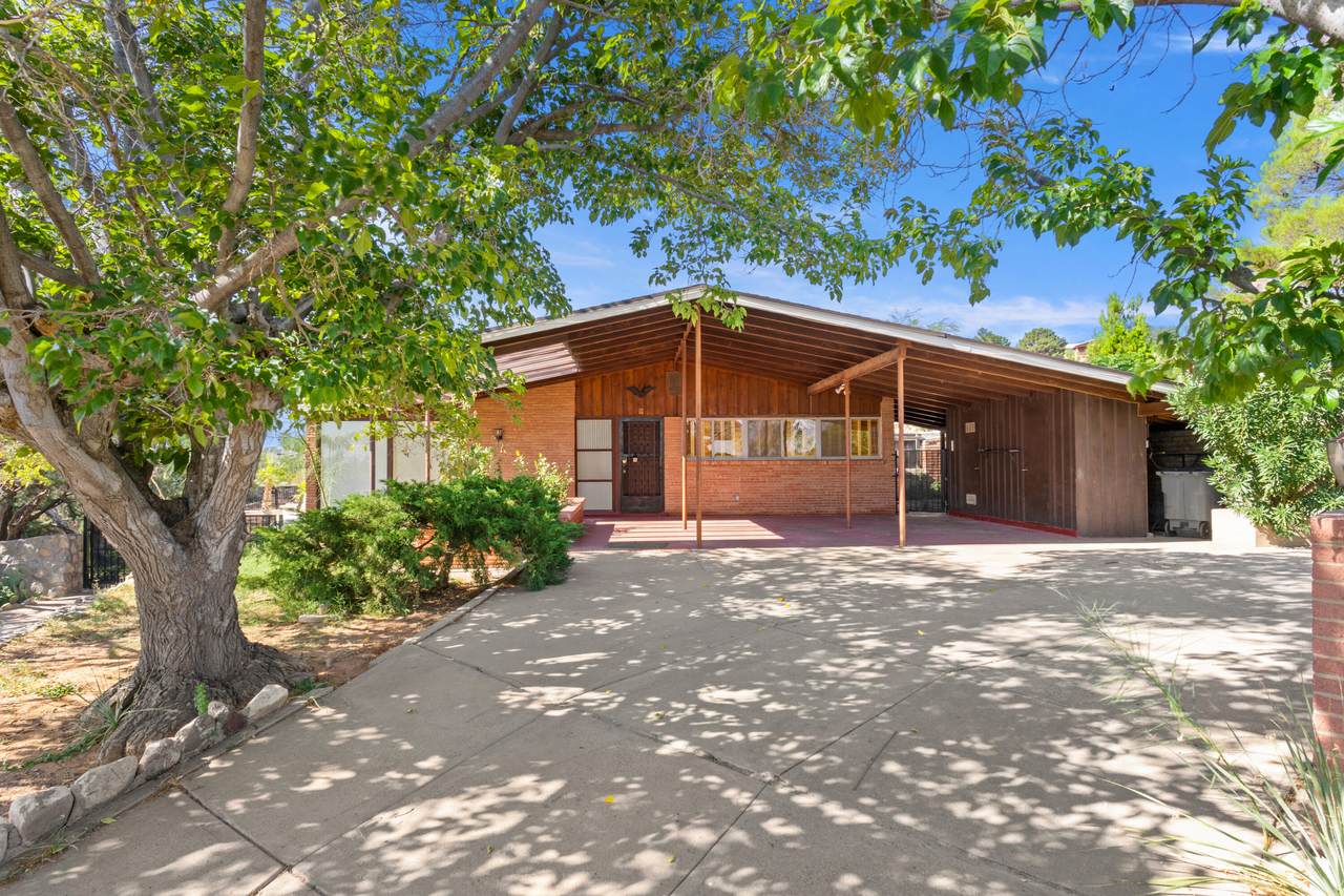 3220 Titanic Avenue - Photo 1