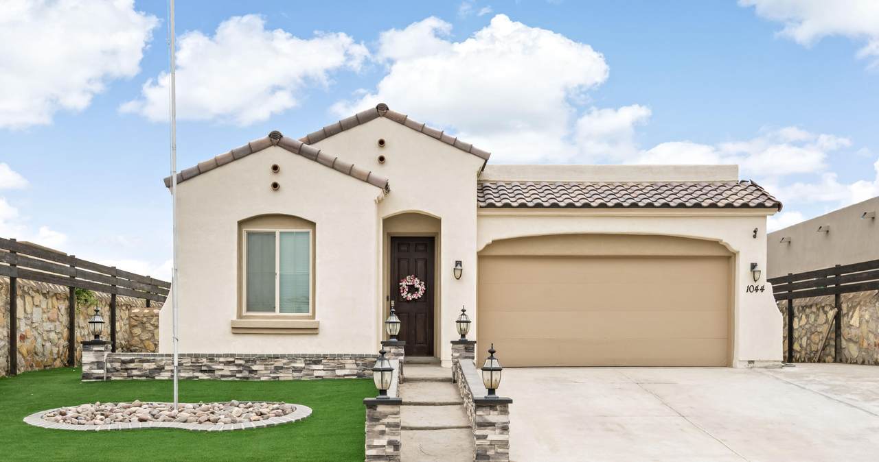 1044 Gaitan Street - Photo 1