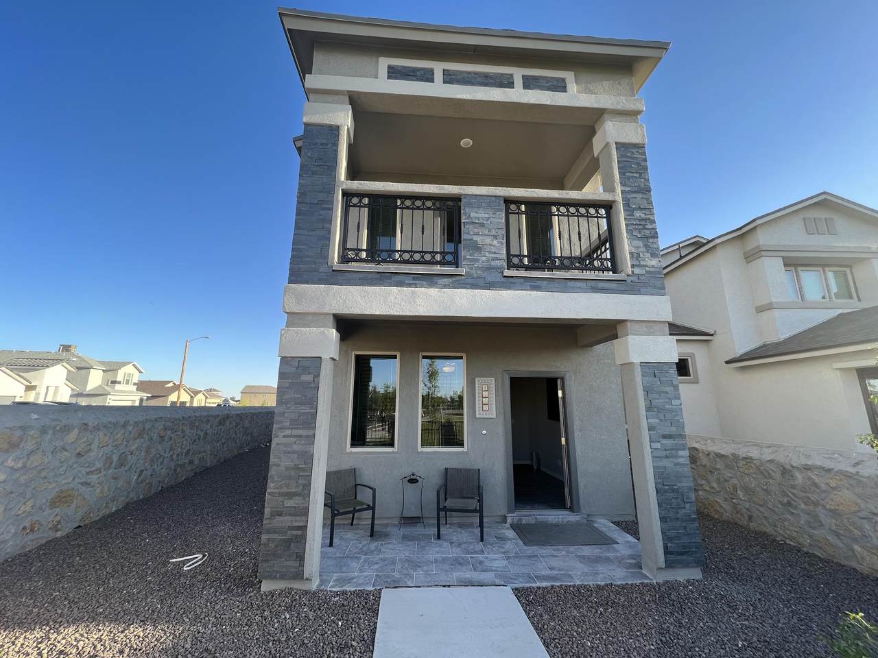 14963 Pebble Hills Boulevard - Photo 1