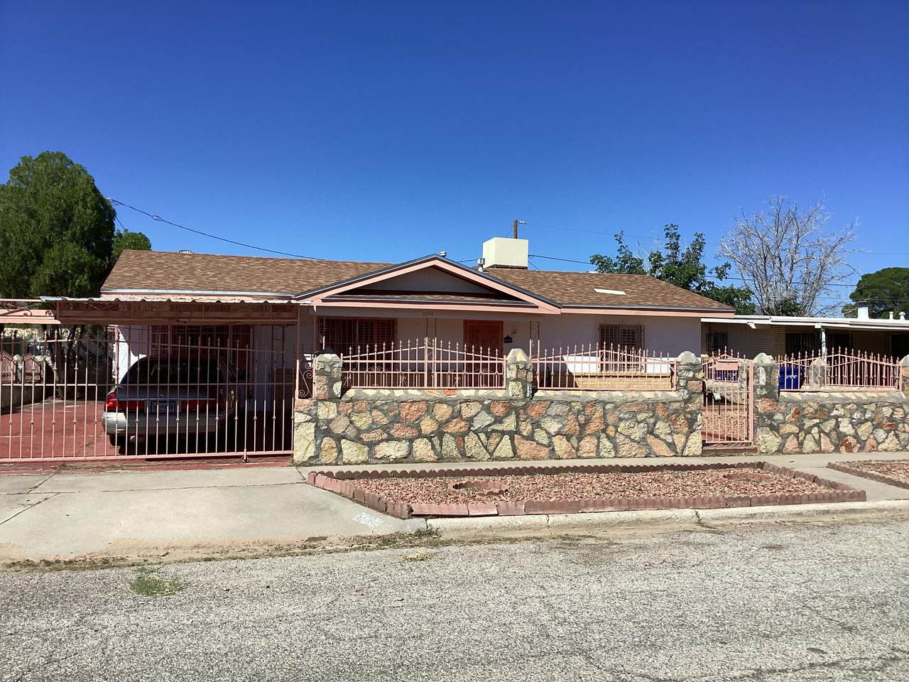 10445 Warren Street - Photo 1