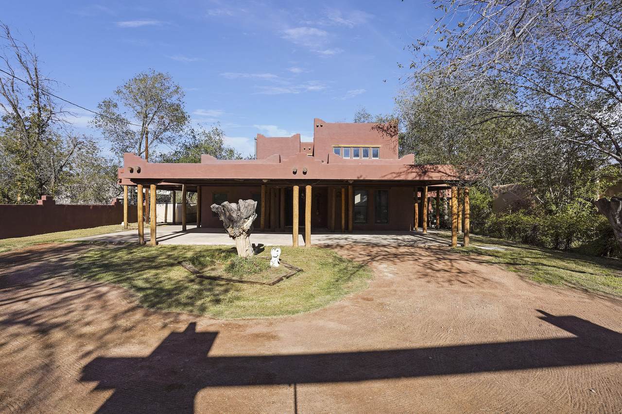 4052 Emory Road - Photo 1