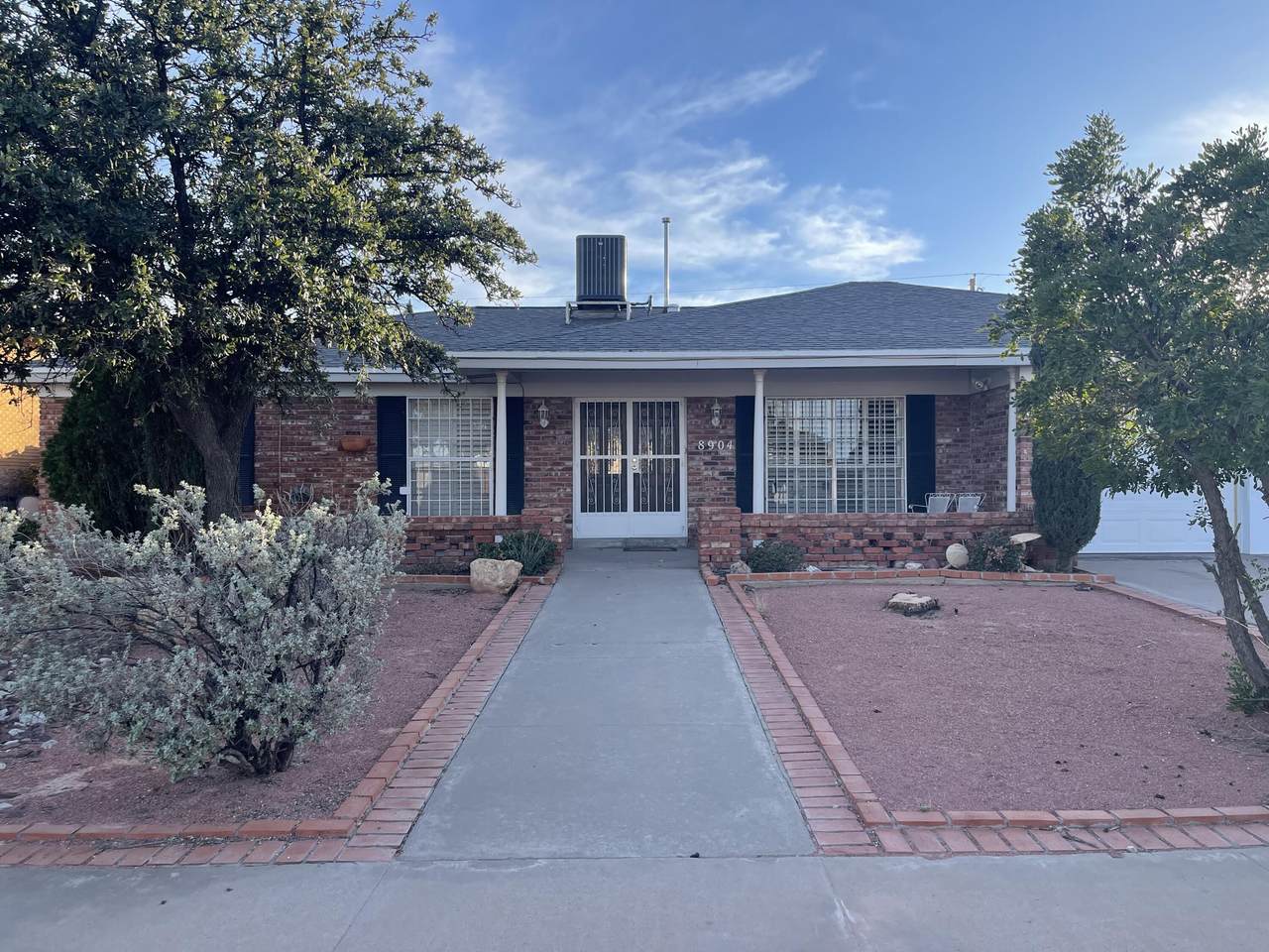 8904 Shaver Drive - Photo 1