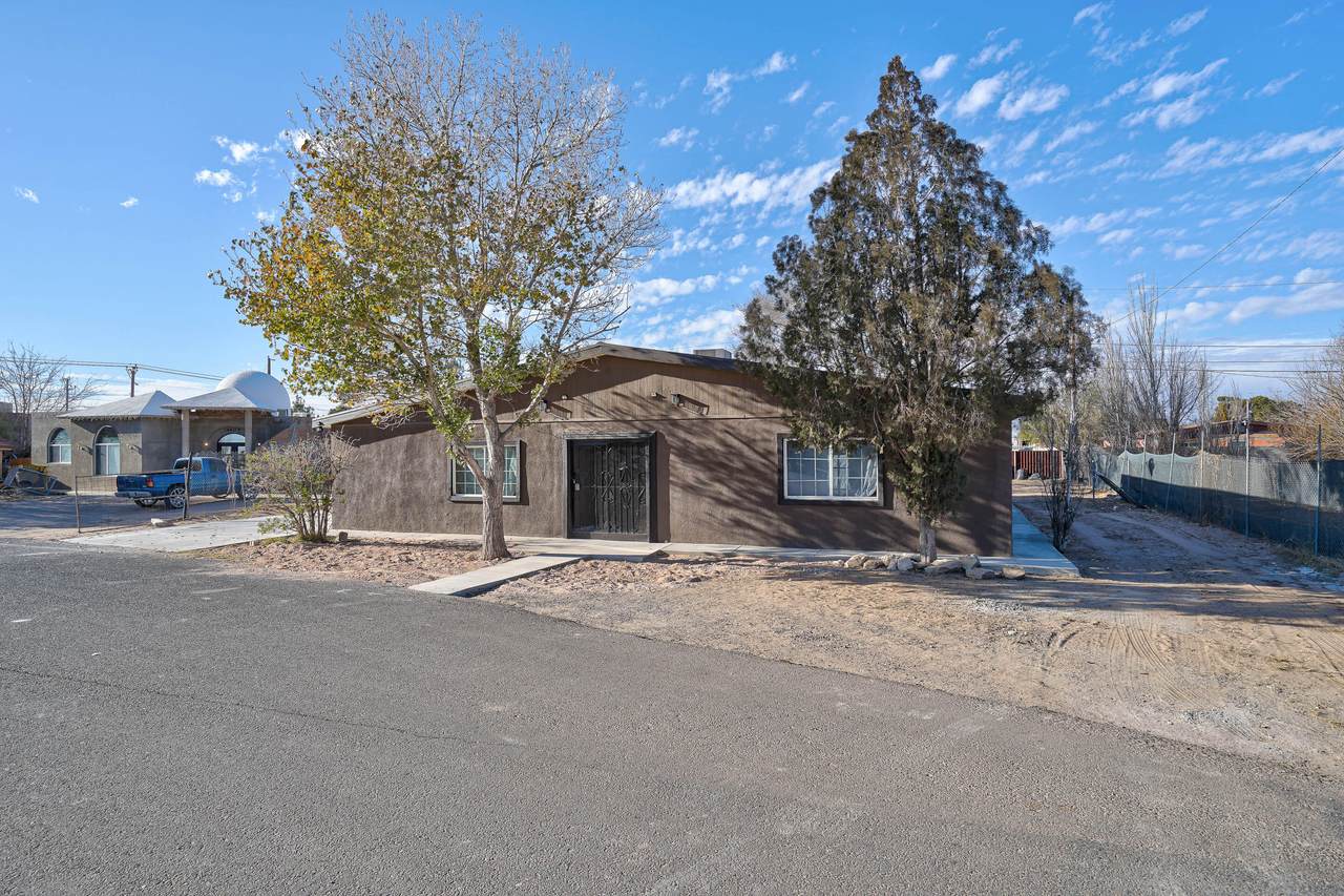 14609 Eston Place - Photo 1