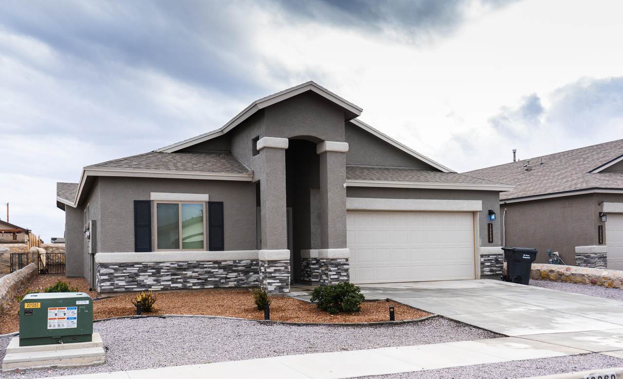 13860 Lago Vista Avenue - Photo 1