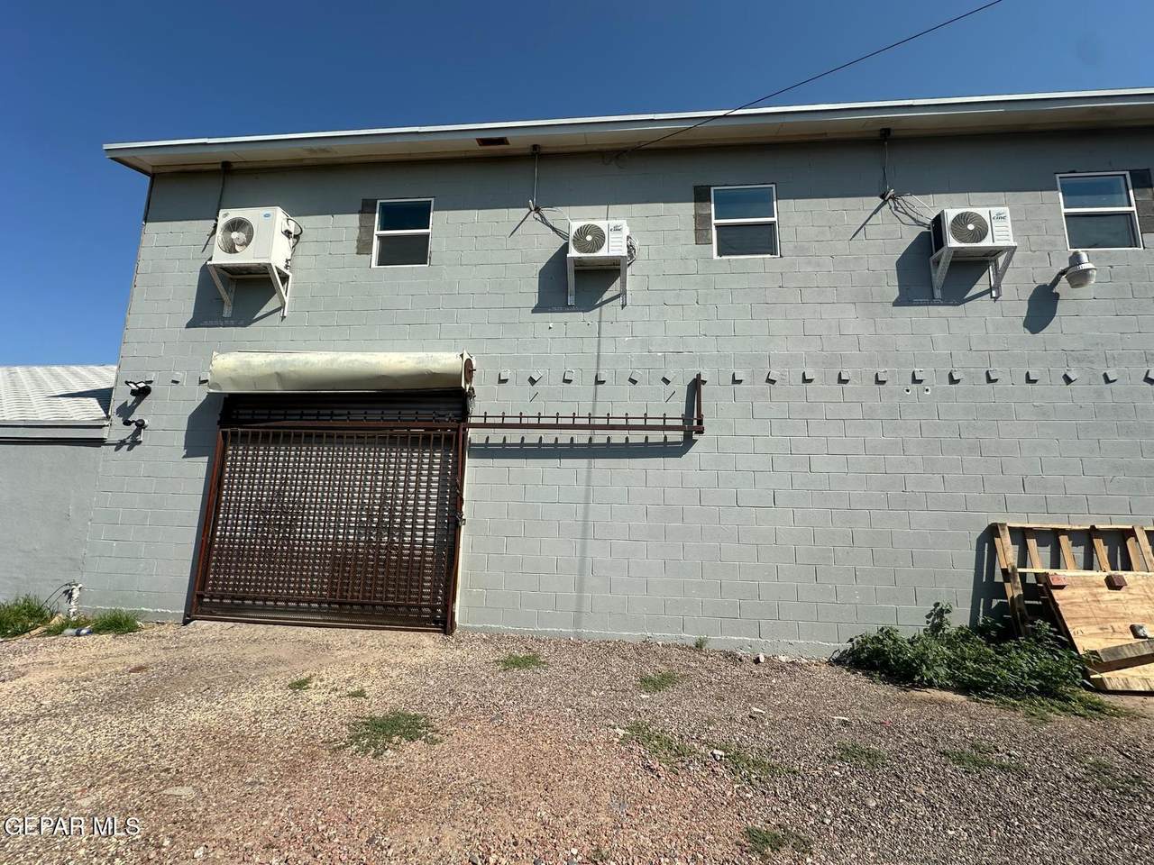 610 South Mesa Street - Photo 1