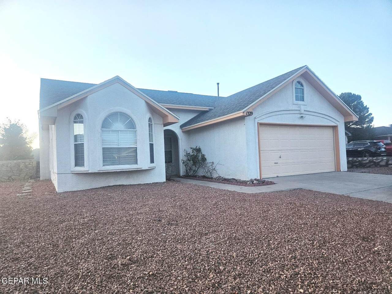 1329 Desierto Rosa Place - Photo 1