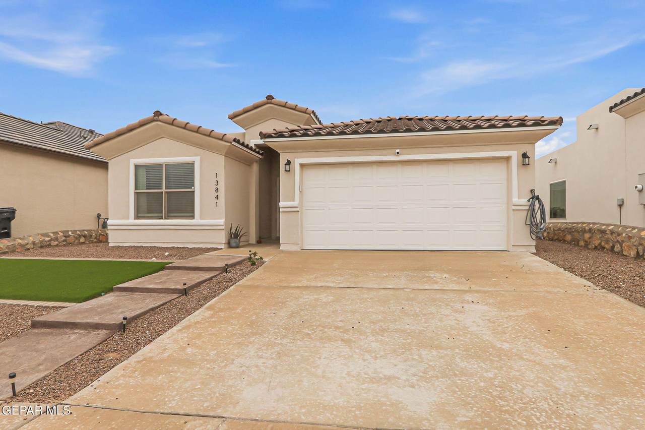 13841 Paseo Central Avenue - Photo 1
