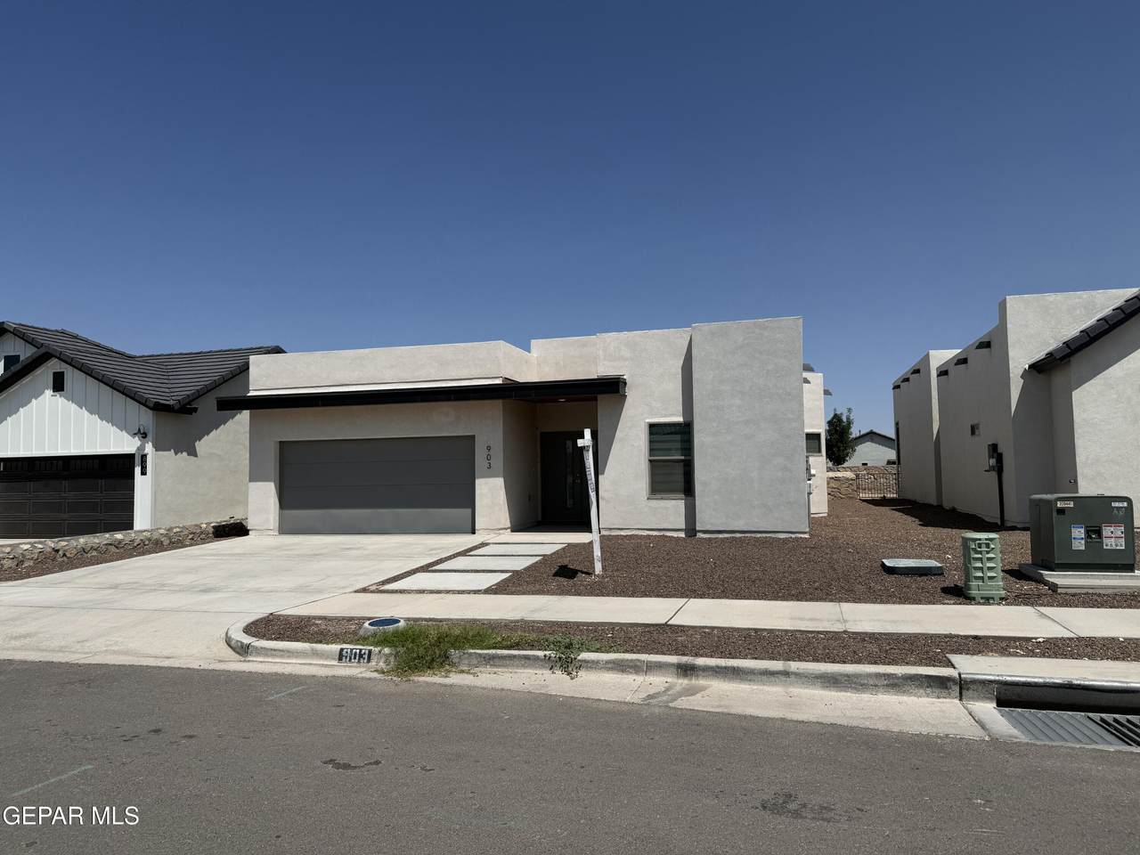 903 Dewsbury Way - Photo 1