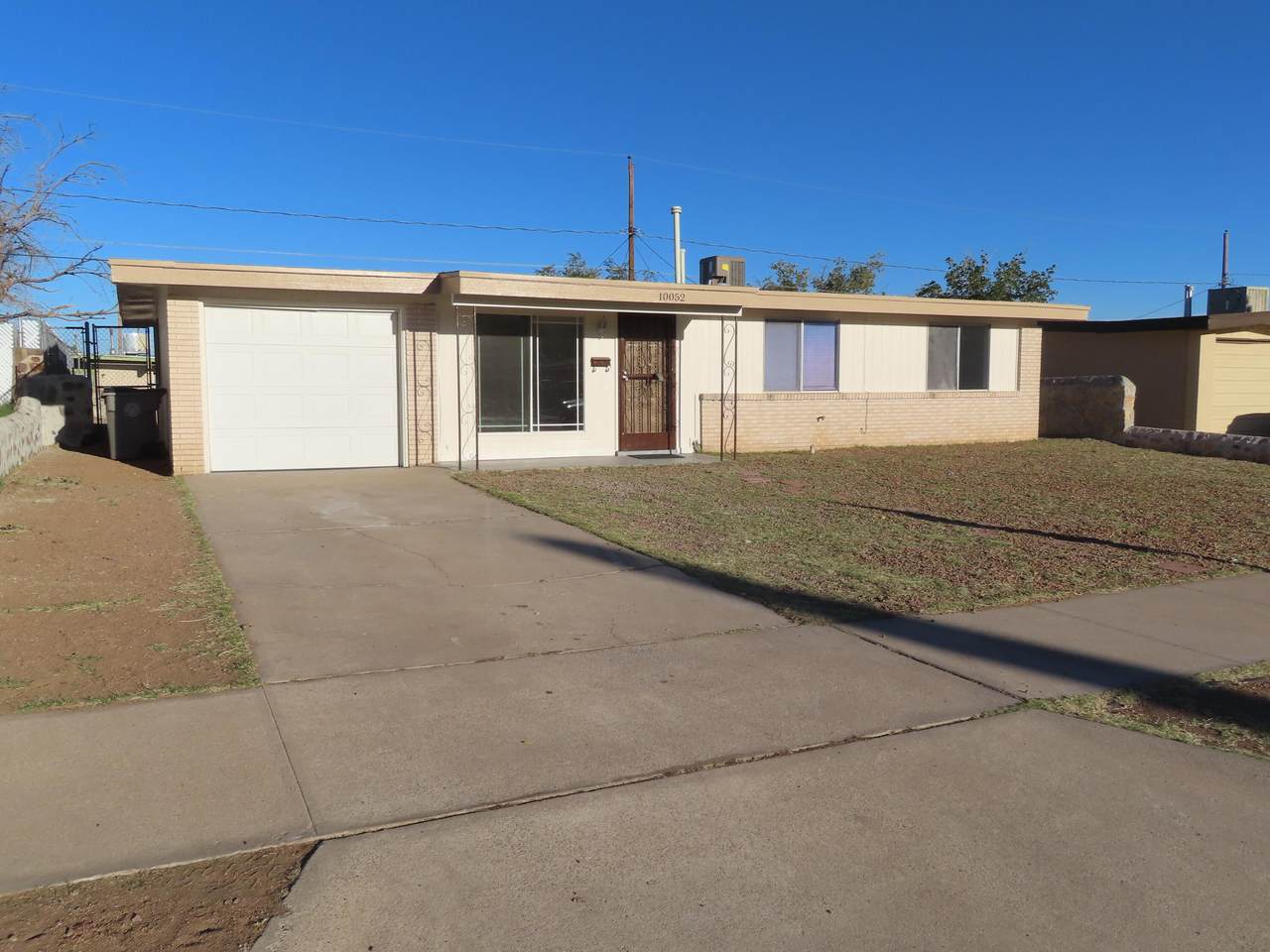 10052 Kenworthy Street - Photo 1