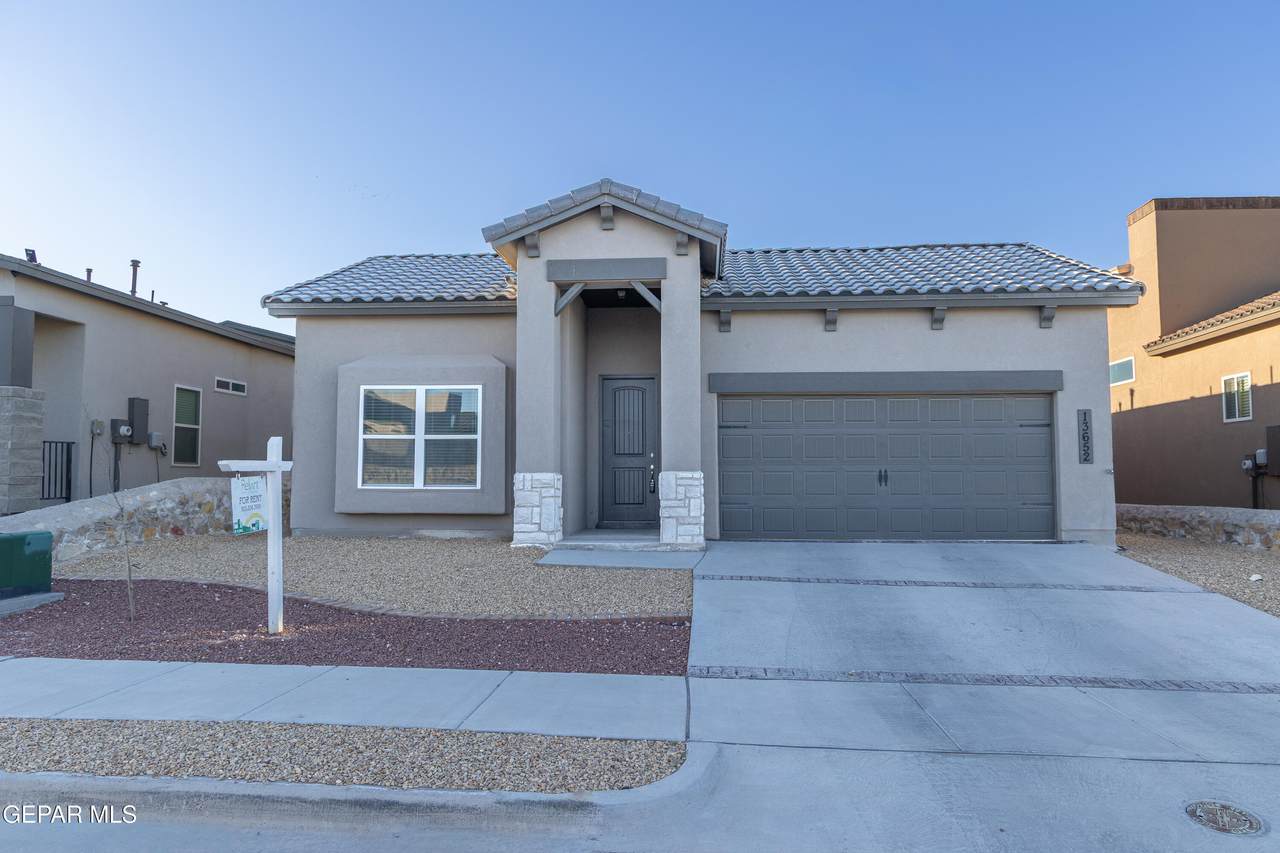 13652 Glen Vista Lane - Photo 1