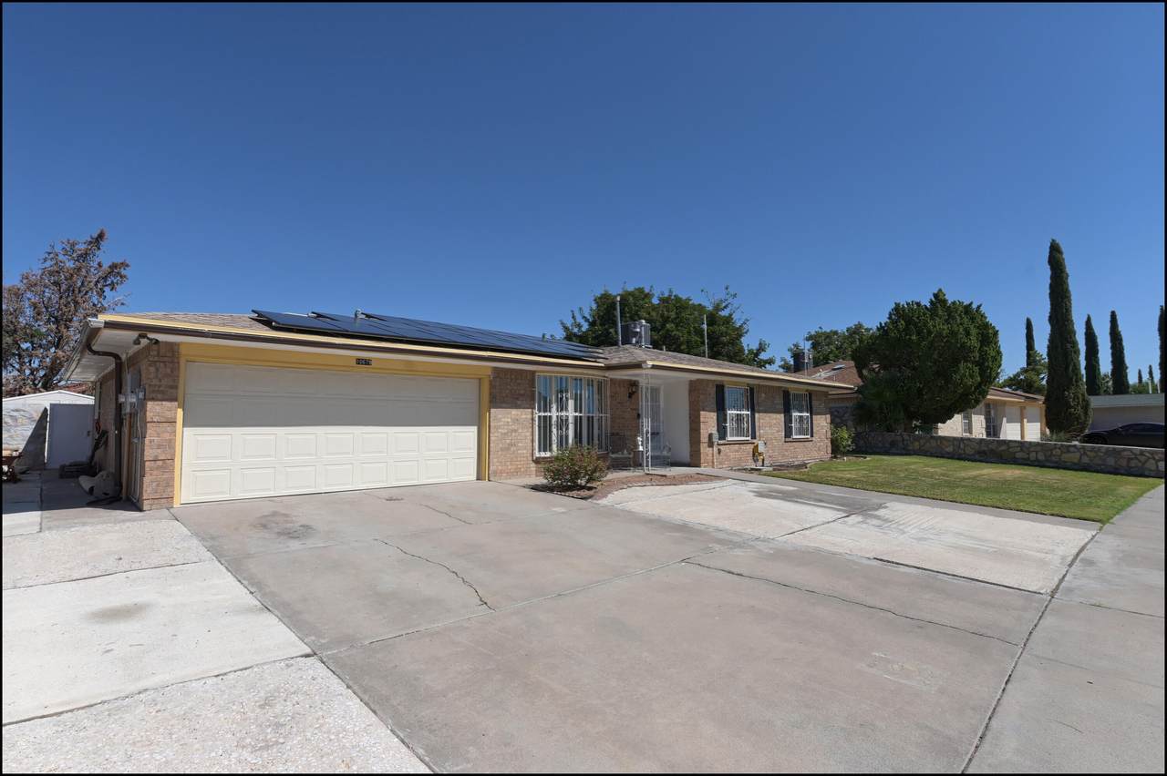 10679 Janway Drive - Photo 1