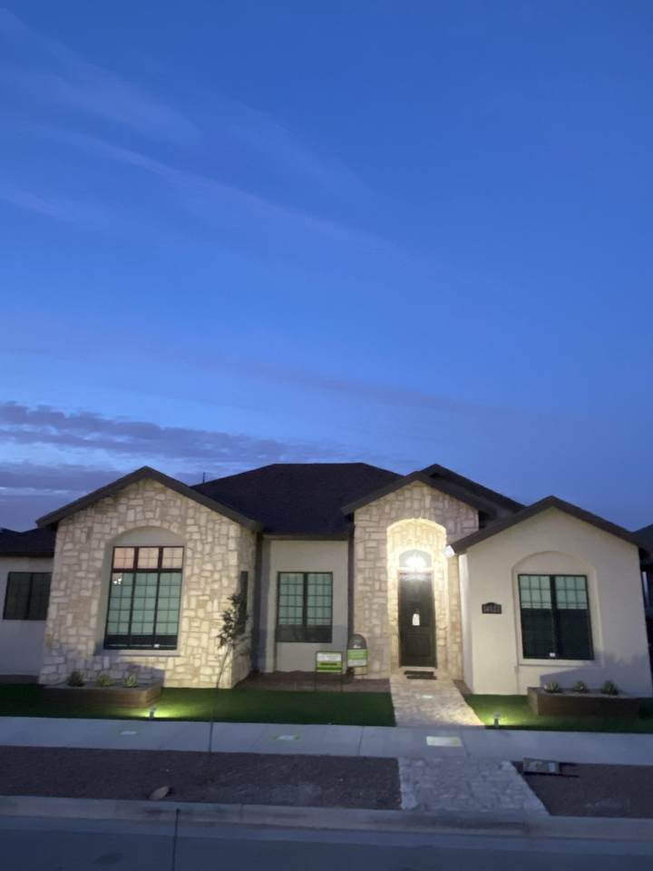 14521 Charles Foster Avenue - Photo 1