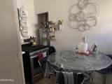 211 Stevens - Photo 9