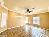 14202 Fabled Point Avenue - Photo 18