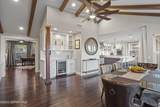 413 Hollydale Drive - Photo 11