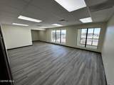 9900 Montana Avenue - Photo 22