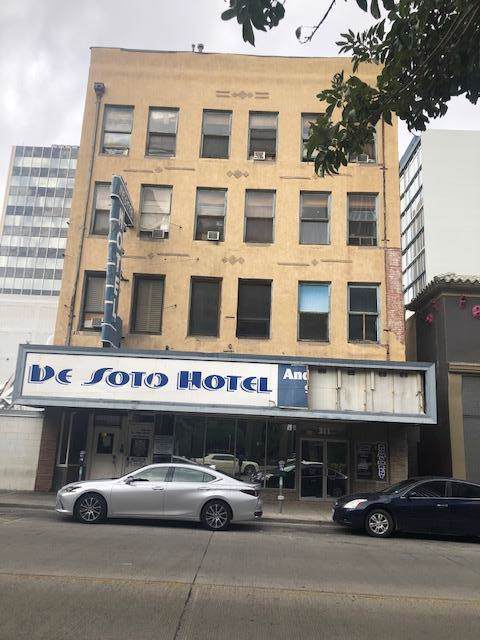 309 Mills Avenue - Photo 1
