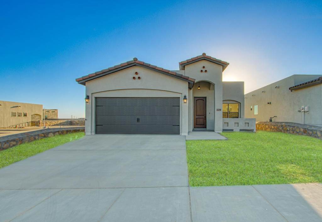 13813 Paseo De Plata Drive - Photo 1