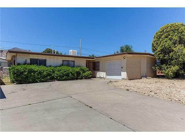 10073 Kenworthy Street - Photo 1