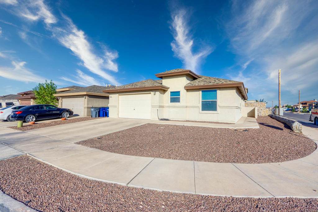 3700 Loma Esther - Photo 1