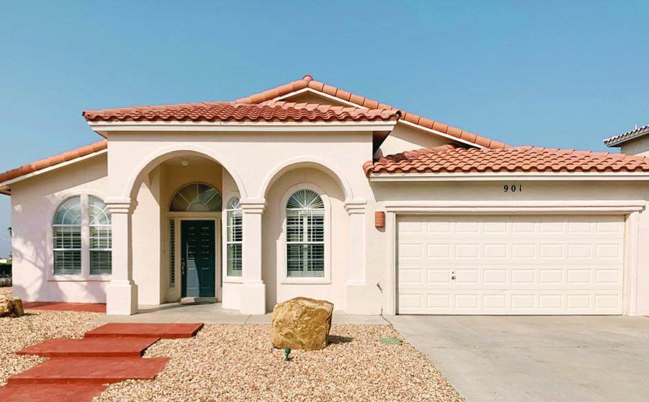 901 Las Pistas Place - Photo 1
