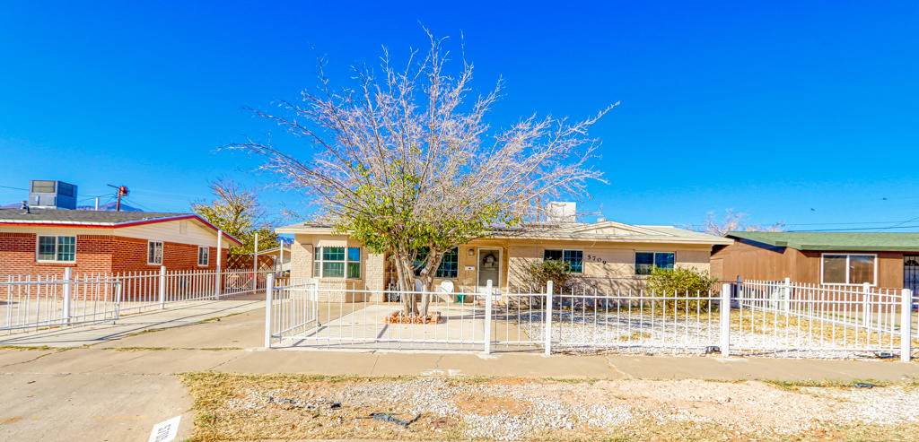 5709 Lexington Drive - Photo 1