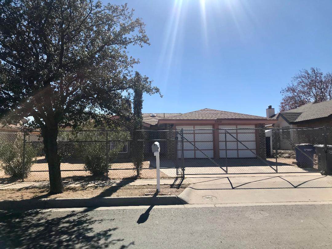 4800 Maureen Circle - Photo 1