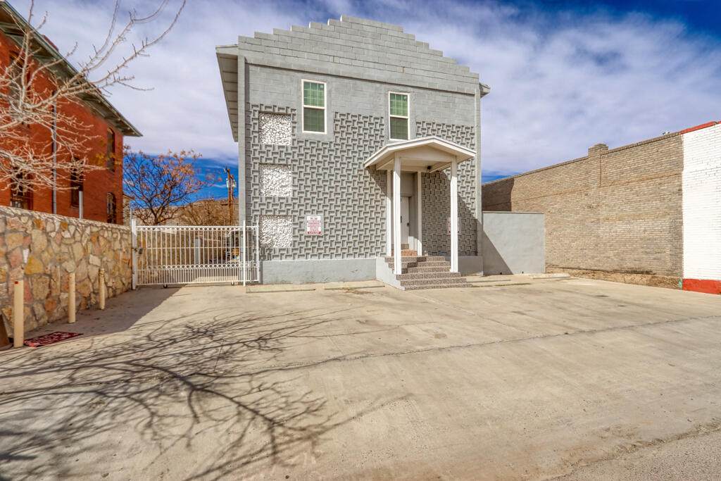 2315 Myrtle Avenue - Photo 1