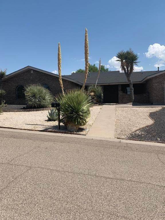 408 Hollydale Drive - Photo 1