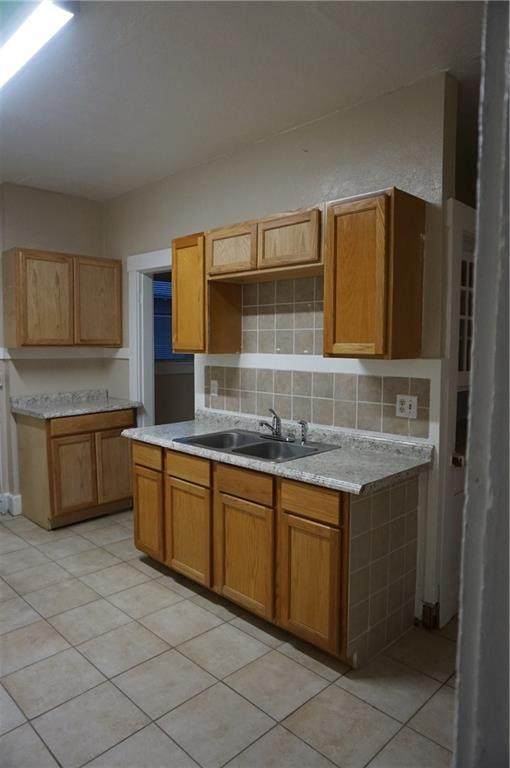 3119 Tularosa Avenue - Photo 1