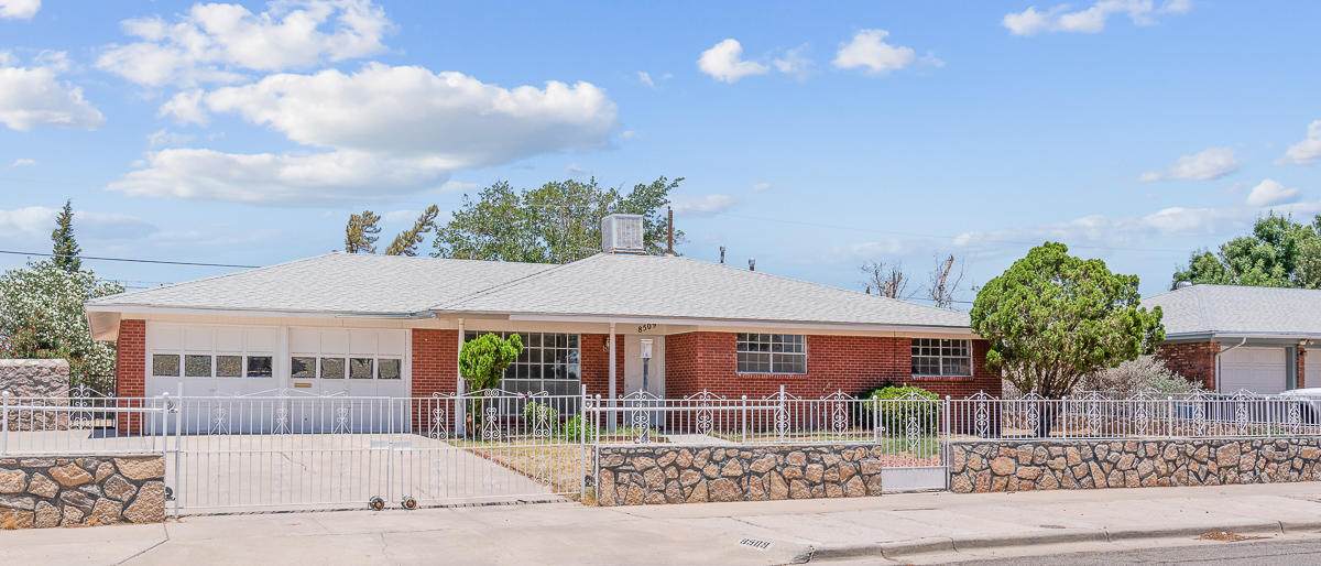 8509 Moye Drive - Photo 1