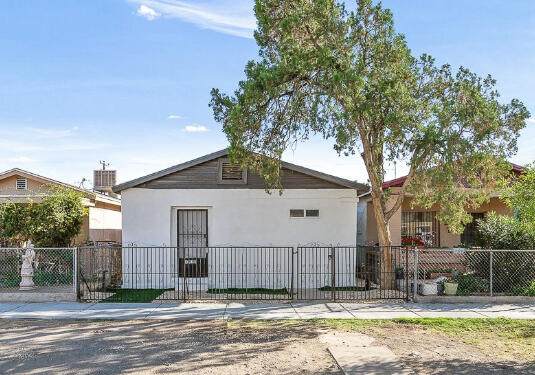 3418 Pera Avenue - Photo 1