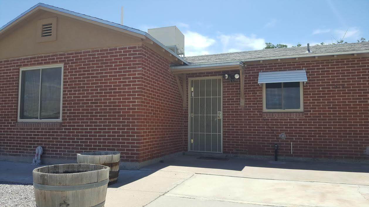 1515 Sioux Drive - Photo 1