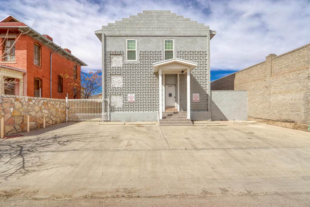 2315 Myrtle Avenue - Photo 1