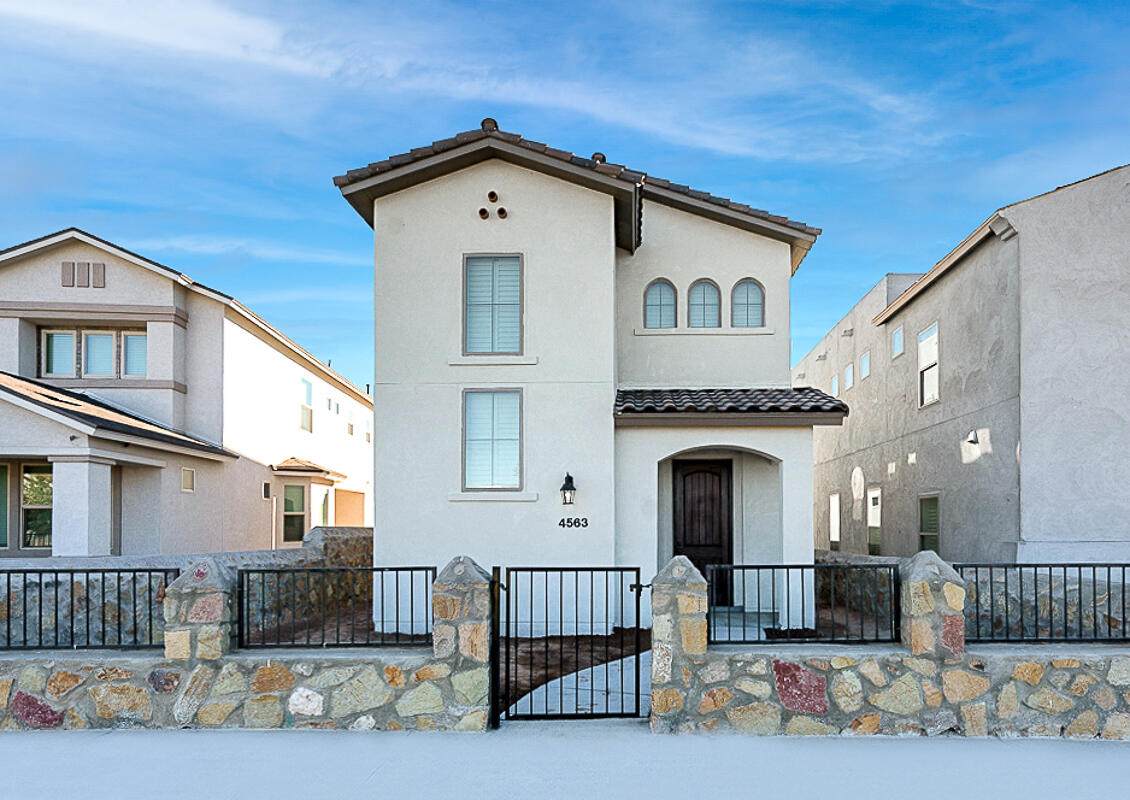 14679 Pebble Hills Boulevard - Photo 1