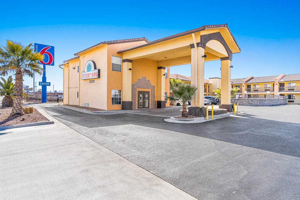 5035 Desert Boulevard - Photo 1