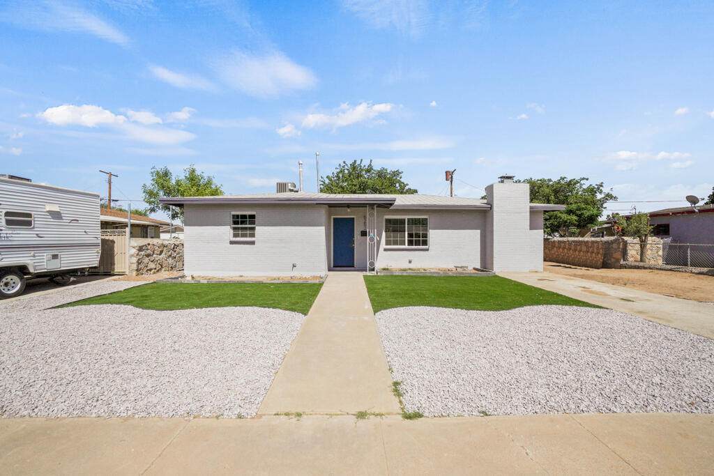 5252 Alps Drive - Photo 1